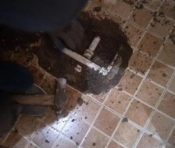 合肥卫生间漏水维修公司为您分享下卫生间渗水如何处理及注意事项
